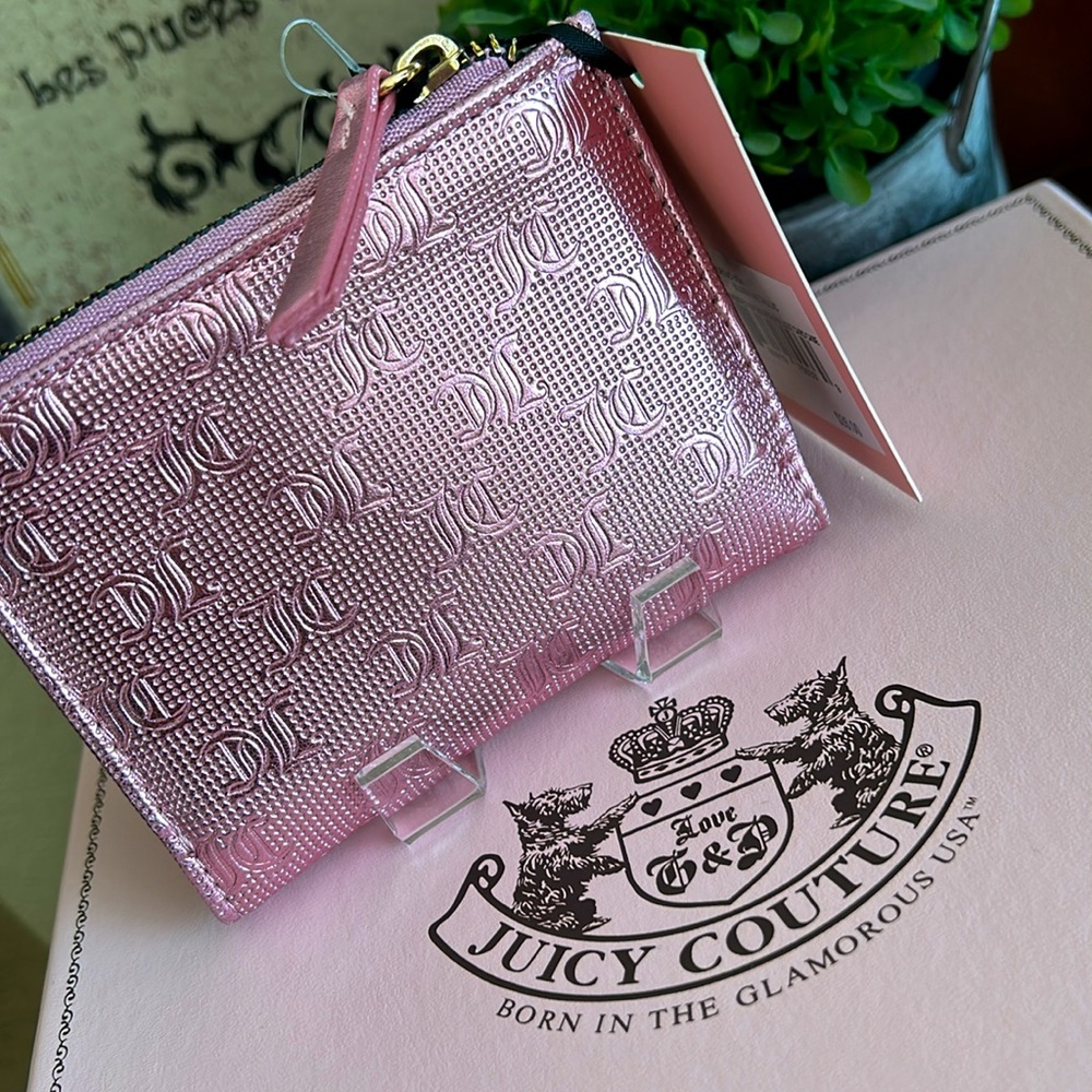 New Juicy Couture metallic blush wallet with pull out card case - Picture 5 of 16